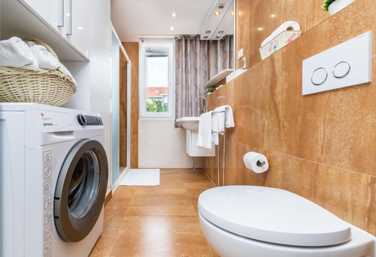 Luxury Apartment Set Split Extérieur photo